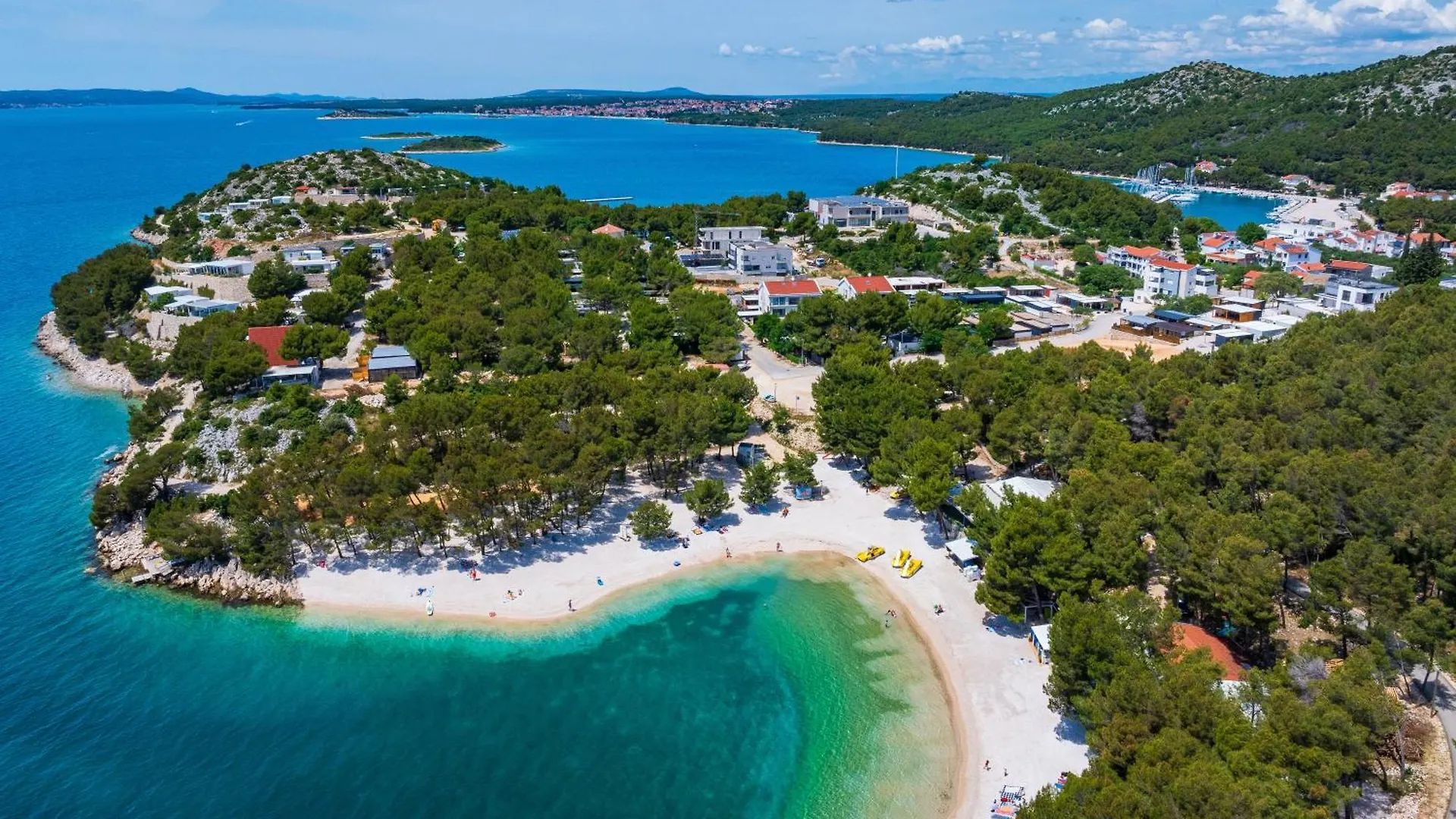 Dragon Bay - Falkor Drage 0*,  Kroatië